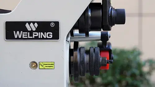 Wide Range Grooving & Heavy-Duty Interlocking Rollers